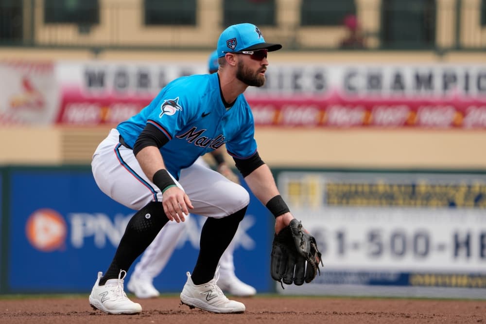Banged-up Yankees to get infielder Jon Berti from Marlins in 3-team trade sending Rortvedt to Rays