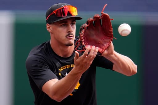 Pirates sign teenage shortstop Konnor Griffin to a 9-year deal worth at least $140 million