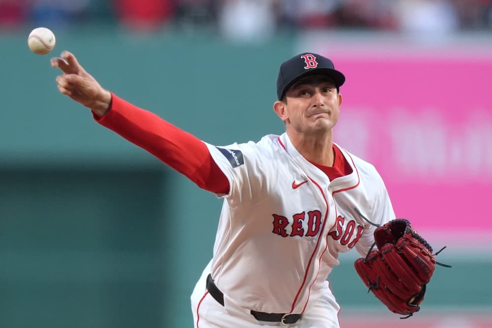 Red Sox lose another starter, place RHP Garrett Whitlock on 15-day injured list with oblique strain