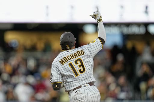 Machado homers and King pitches 7 strong innings as Padres beat NL East-leading Braves 1-0