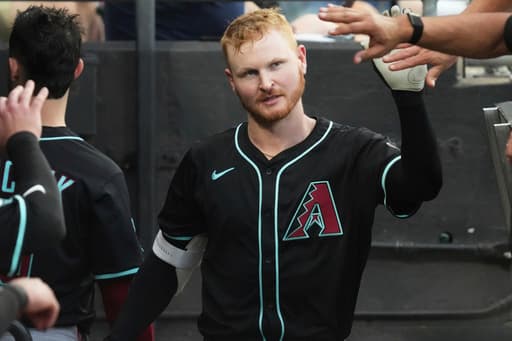 Diamondbacks infielder Pavin Smith heads to the injured list with a strained right oblique