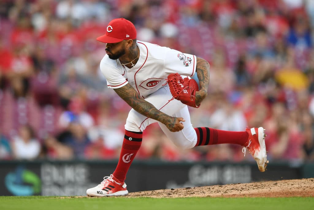 Cuban P Vladimir Gutierrez Gets Minor League Deal, Major League Camp Invite From Miami Marlins