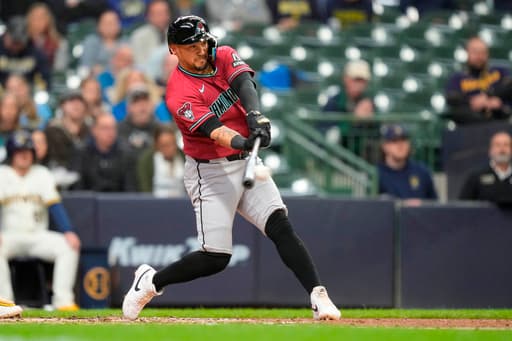 Arizona’s Ildemaro Vargas sets record for Venezuela-born player with a 27-game hit streak