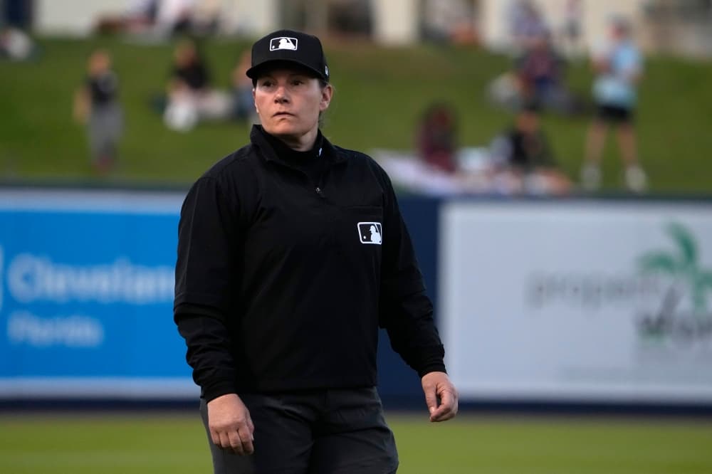 Jen Pawol becomes the first woman to umpire a spring training game since 2007
