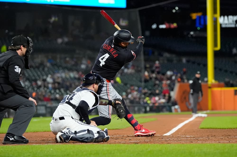 Twins bring Carlos Correa back from IL after 16-game absence with strained rib cage muscle