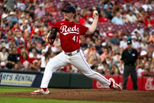 De La Cruz’s clutch single lifts Reds to 6-2 win over the Rays