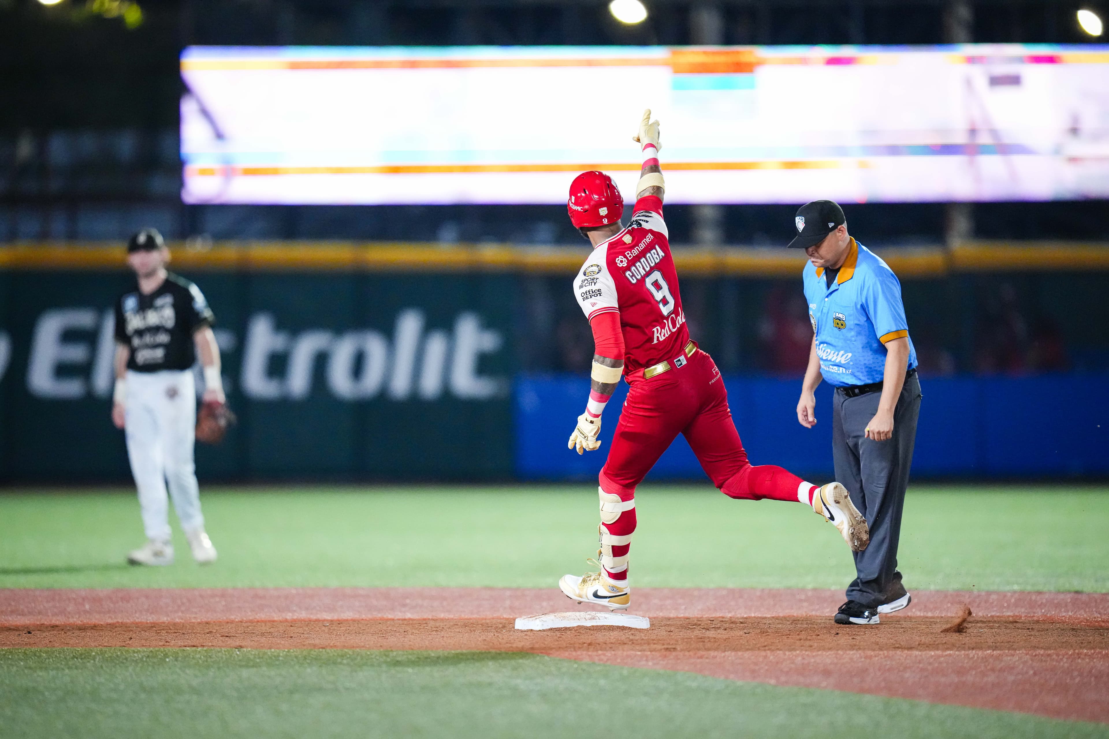 Diablos Rojos del Mexico Outfielder Allen Córdoba to Play for Panama at 2026 WBC