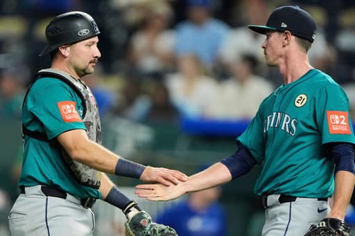 Raleigh and Canzone’s home run spree powers Mariners to 10th straight win