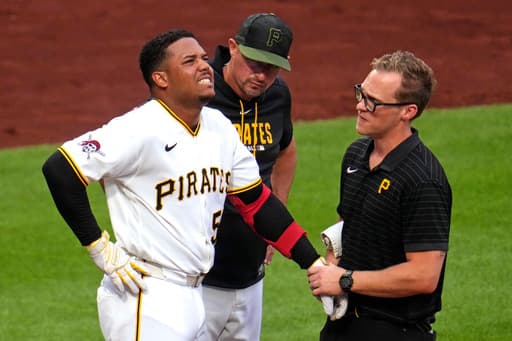 Rookie Esmerlyn Valdez returns to Pirates’ lineup a night after being hit on the left hand