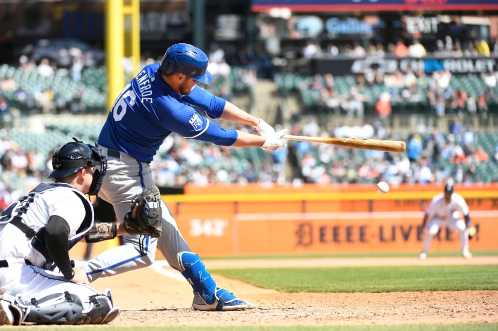 Royals run past Tigers 8-0
