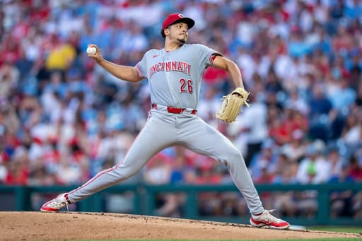 Chase Burns dazzles with 9 Ks as the Reds snap 3-game losing skid with 4-1 win over the Phillies