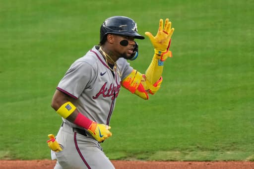 Braves star Ronald Acuña Jr. returns from straight right calf
