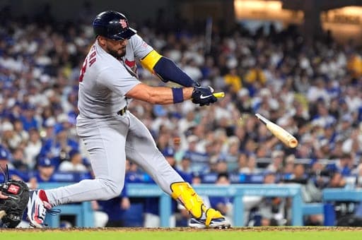 St. Louis Cardinals' Iván Herrera breaks his bat as he grounds out during the seventh inning of a baseball game against the Los Angeles Dodgers, Thursday, Sept. 3, 2026, in Los Angeles. (AP Photo/Mark J. Terrill) (AP Photo/Mark J. Terrill)