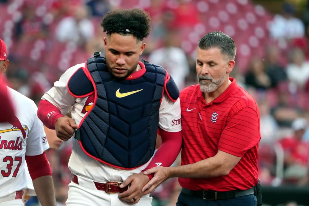 Contreras’ injury highlights the danger of big league catchers moving closer to home plate