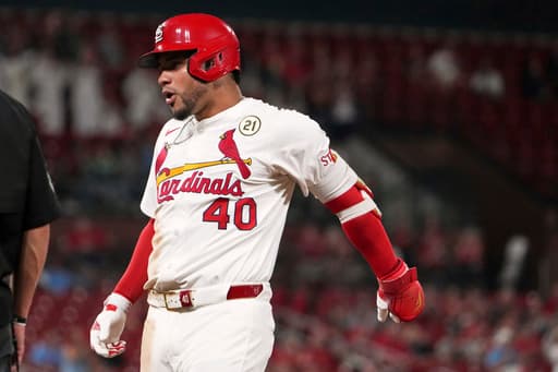 Cardinals place first baseman Willson Contreras on the 10-day IL with a shoulder strain