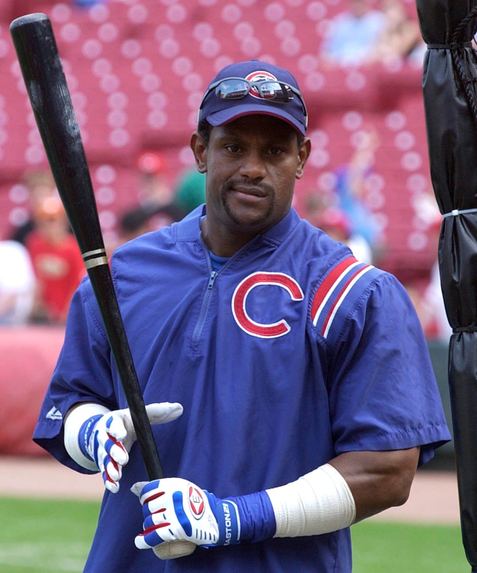 Cubs legend Sammy Sosa returns to Wrigley Field after 20-plus year hiatus