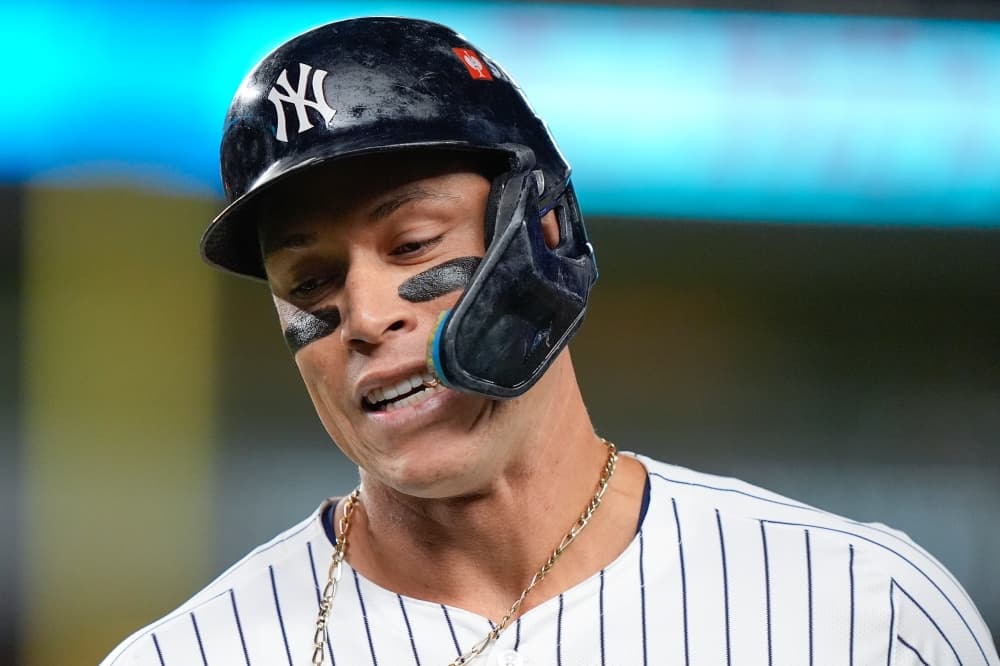 Judge and Rodón unable to deliver as Yankees drop Game 2 to Royals in ALDS