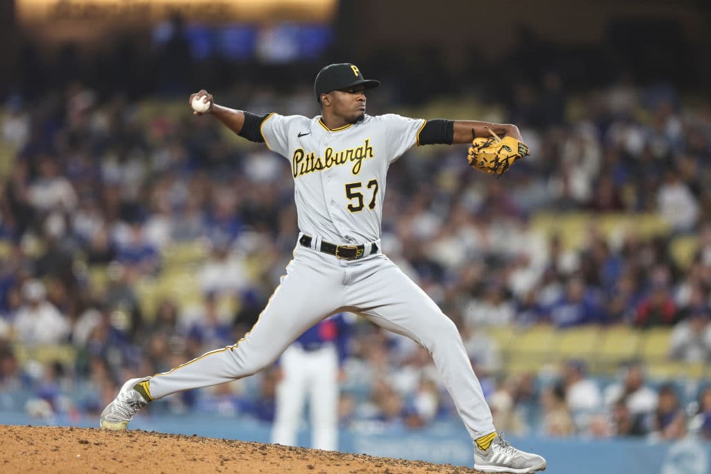MLB: Yerry De Los Santos Agrees To Minor League Deal With Yankees