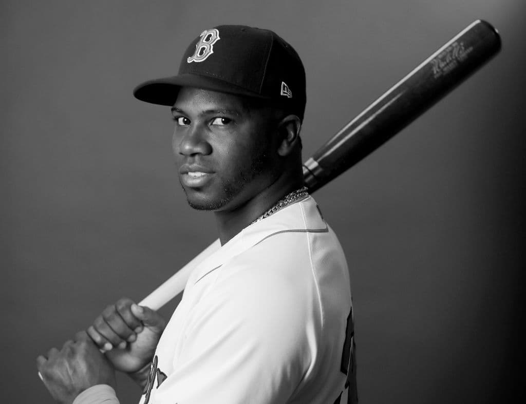 LMB: Former Boston Red Sox OF Rusney Castillo Signs With Conspiradores de Queretaro