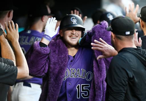 Rockies scratch Hunter Goodman vs. Dodgers with a left hand contusion