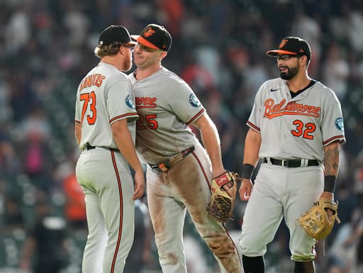 Orioles outlast Astros 4-2 in 11 innings for 6th consecutive victory