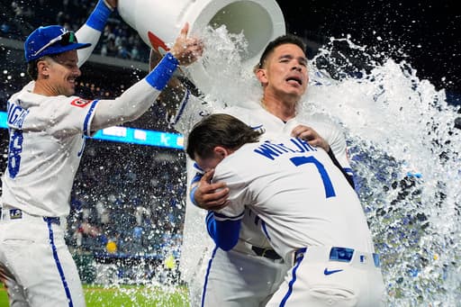 Witt has RBI single in 9th to rally Royals to 4-3 win over White Sox