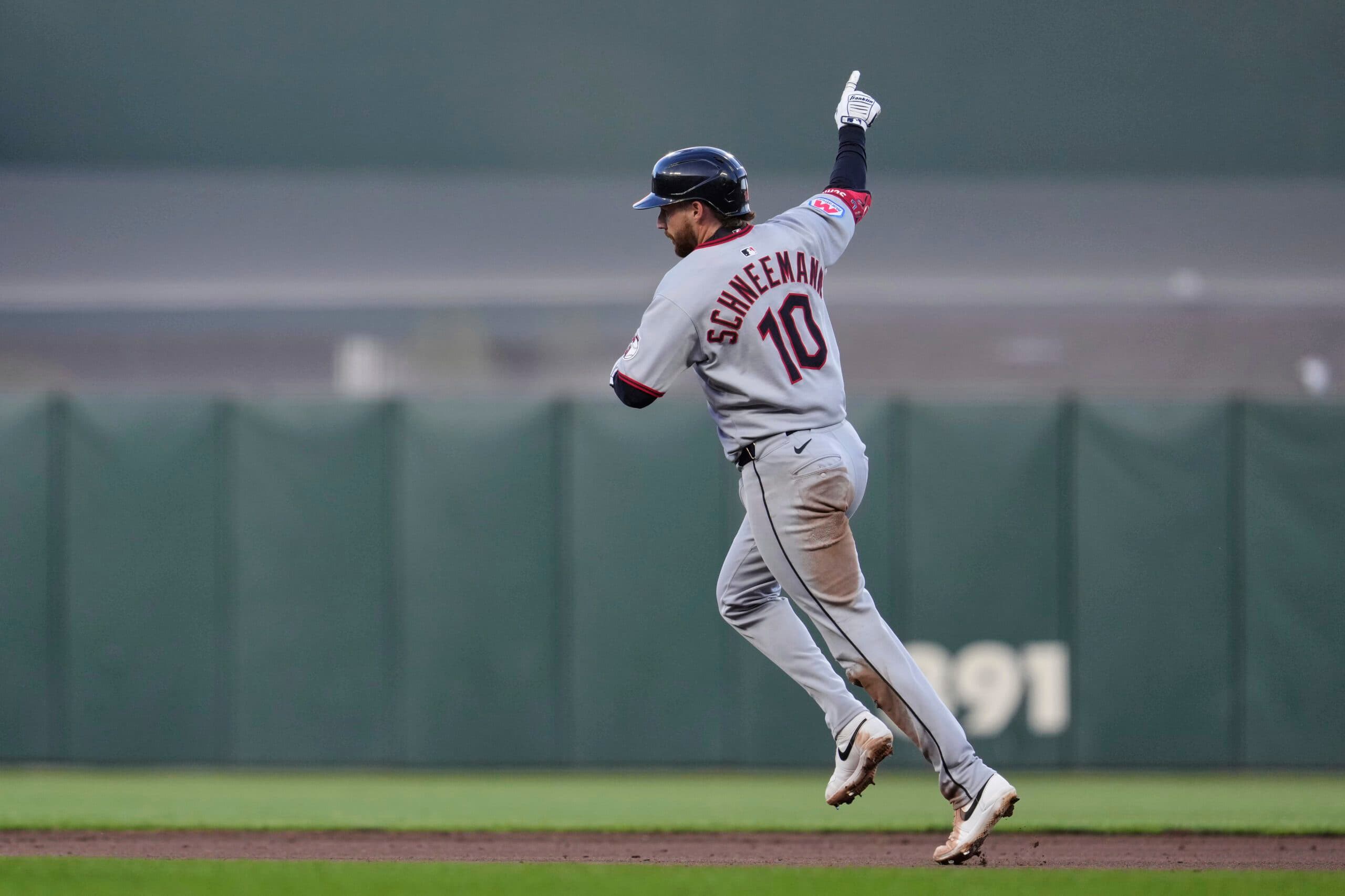 Schneeman hits 3-run homer power the Guardians past Verlander and the Giants, 4-2