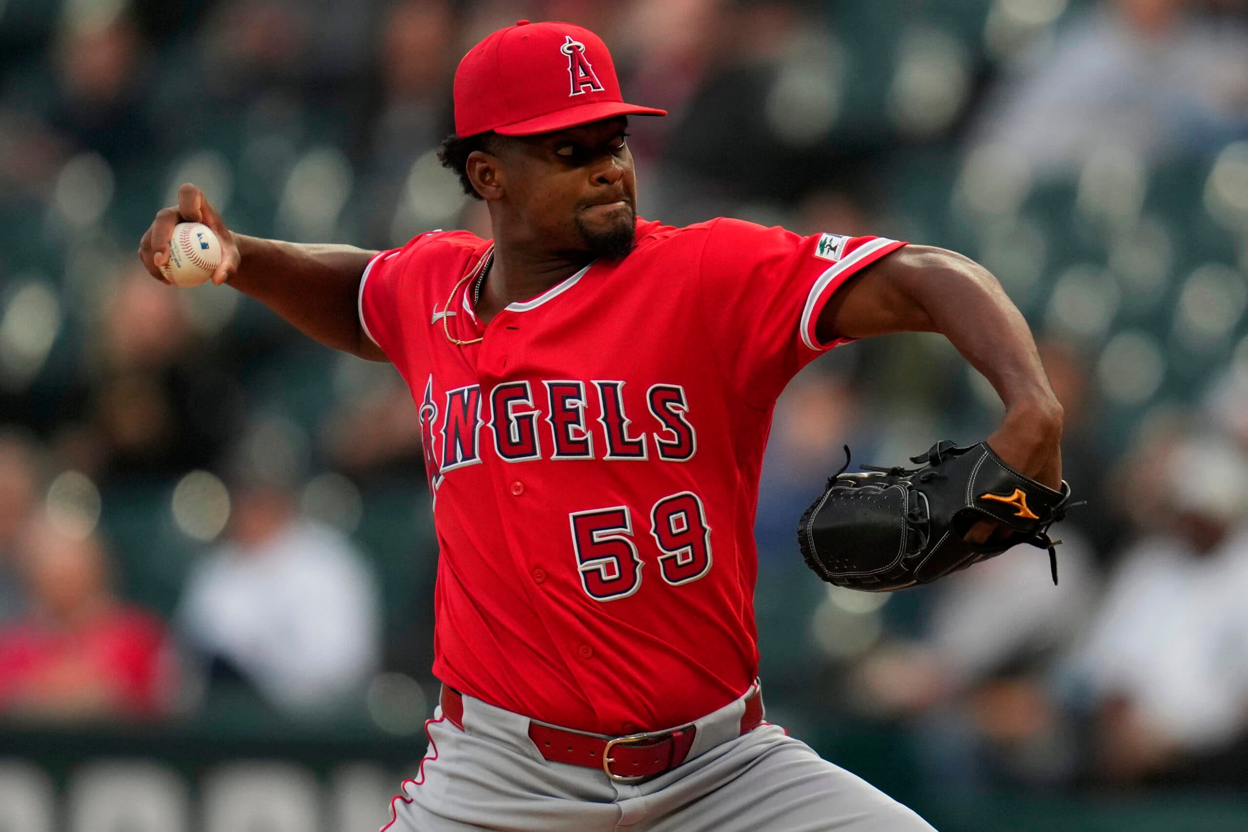 Los Angeles Angels starting pitcher José Soriano (59) plays during a baseball game against the Chicago White Sox, Wednesday, April 29, 2026, in Chicago. (AP Photo/Erin Hooley)