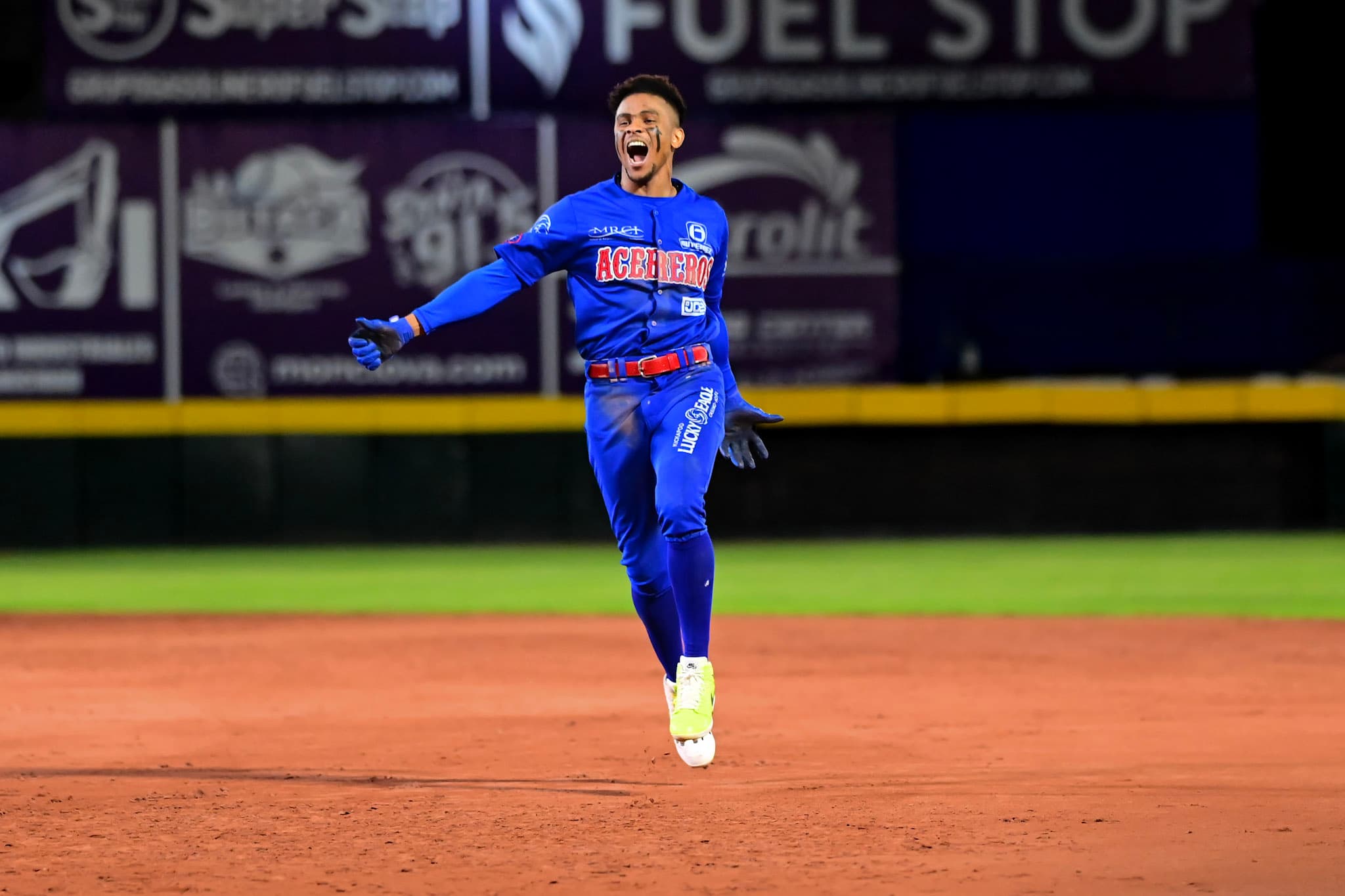 Liga Mexicana de Beisbol: Acereros de Monclova Score Five In Bottom Of Ninth To Steal Win From Chihuahua