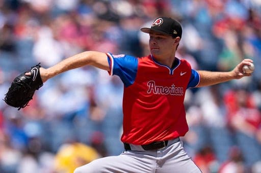 FILE - American League pitcher Kade Anderson (32) delivers during the first inning of the MLB All-Star Futures baseball game against the National League, July 12, 2026, in Philadelphia. (AP Photo/Chris Szagola, File) (AP Photo/Chris Szagola)