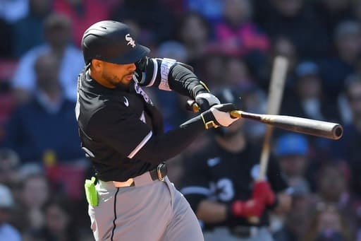 Andrew Vaughn hits 2-run HR: White Sox beat Red Sox 8-4 to end worst road start in team history