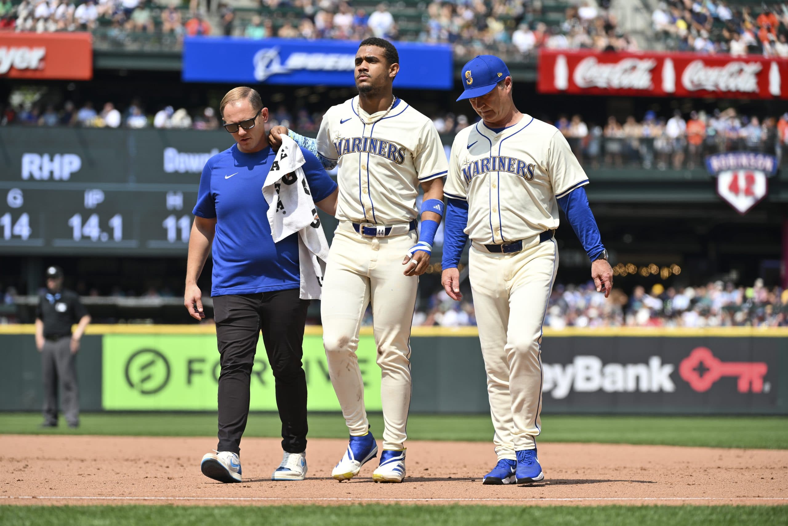 Mariners’ Julio Rodríguez Takes Next Step in Recovery From Ankle Injury, No Timeline on Return