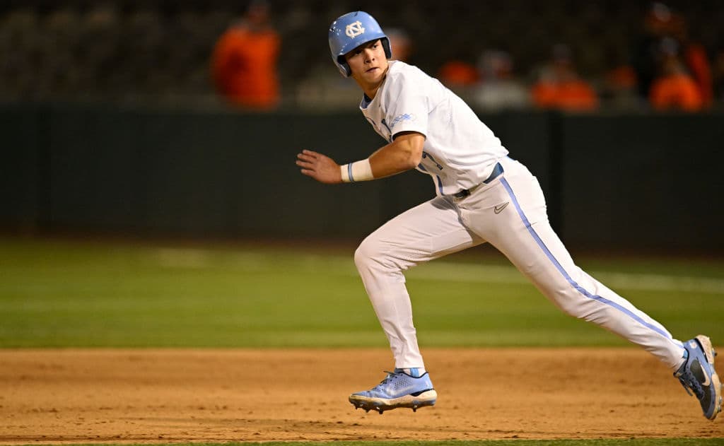 NCAA Super Regionals Hosts Take All Four Games on Friday – Day 1 Recap