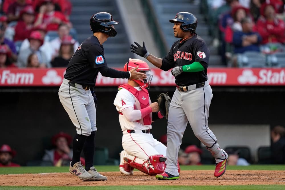 José Ramírez starts run of 3 straight Guardians’ homers during the 4th inning vs. Angels
