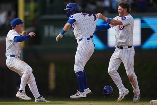 Swanson’s hit in 10th gives Cubs 8-7 victory that extends both win streak and Phillies’ skid to 9