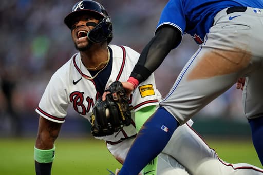 Braves beat Padres 6-5 as Chris Sale strikes out 11