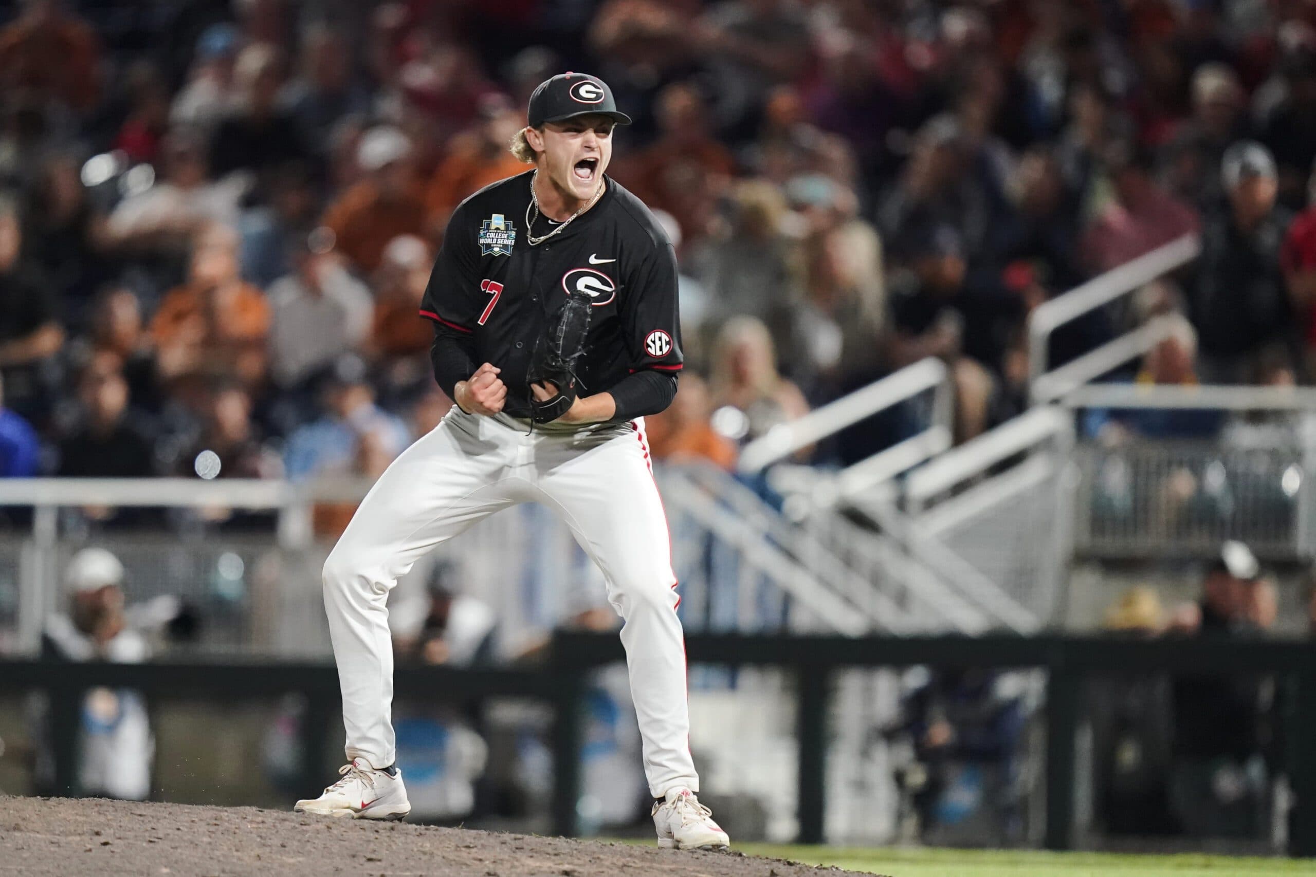 Georgia Bulldogs Take Down the Texas Longhorns 7-1 Behind Joey Volchko’s Career Outing