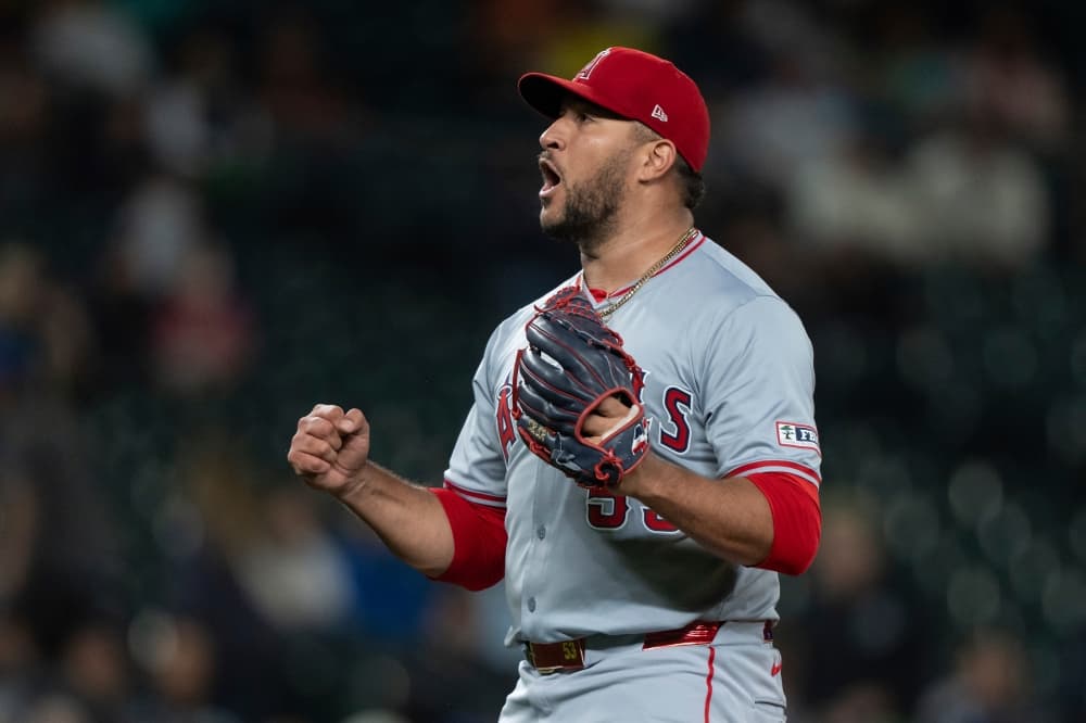 Phillies Land All-Star Closer Carlos Estévez from Angels