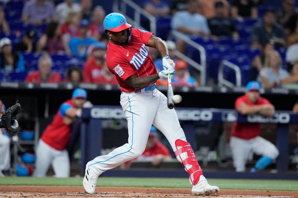 Slugging free agent Jorge Soler agrees to $42M, three-year deal with Giants, AP source says