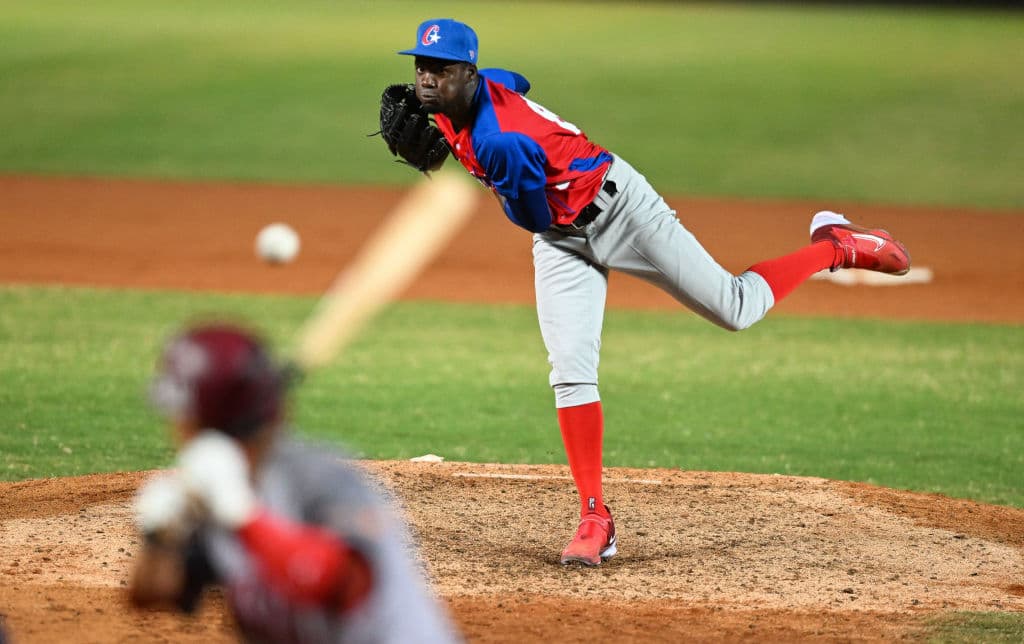 NPB: SoftBank Hawks Reliever Livan Moinelo Will Miss Remainder of Season With Elbow Injury