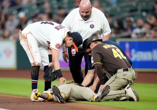 Padres put Luis Arraez on 7-day concussion injured list following scary collision