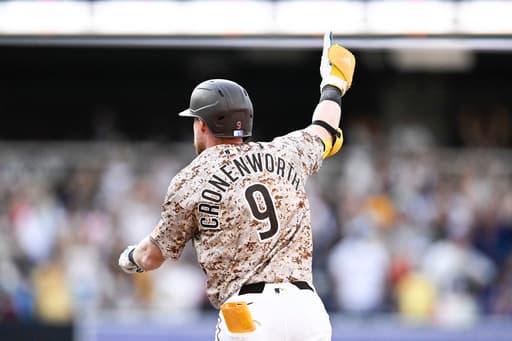 Cronenworth’s walk-off single in the 10th lifts the Padres to a 3-2 win over the Rangers