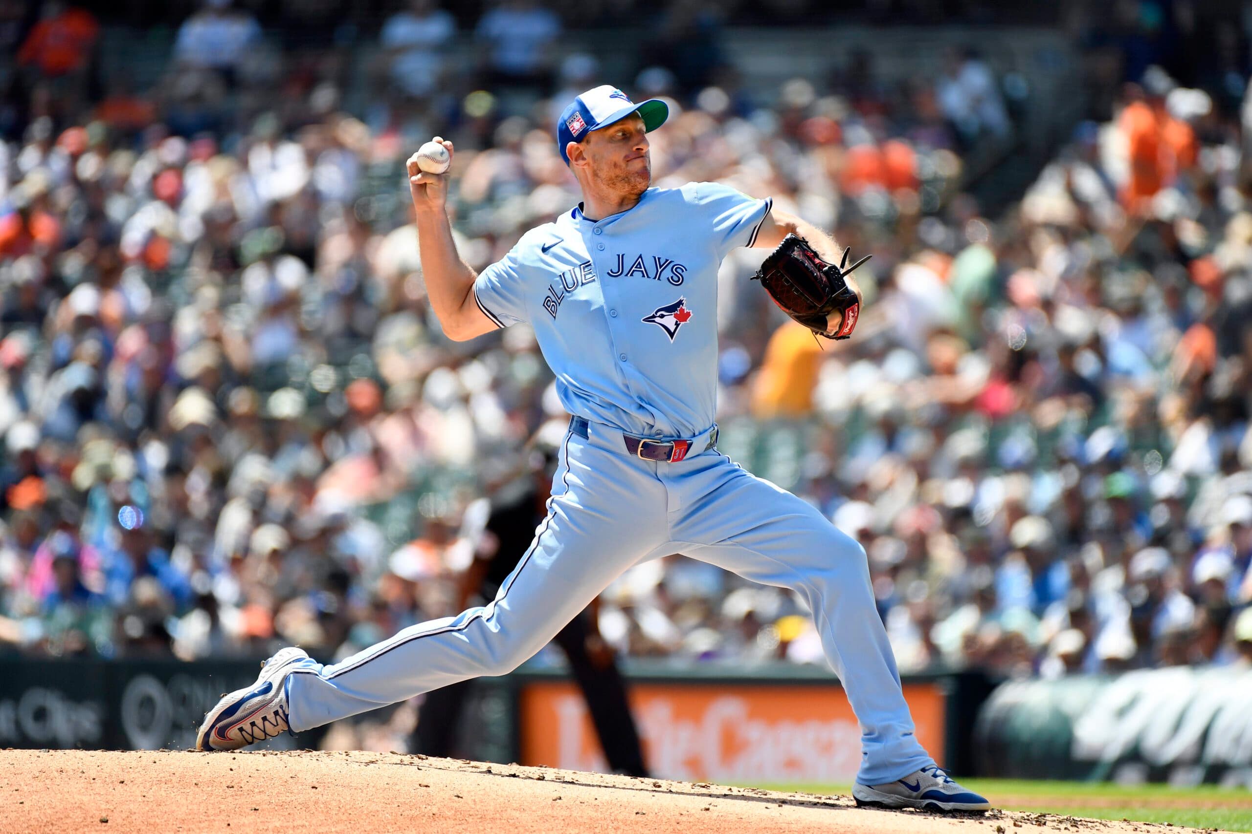Max Scherzer works 6 innings and earns 2nd win as Blue Jays beat the Royals 4-2
