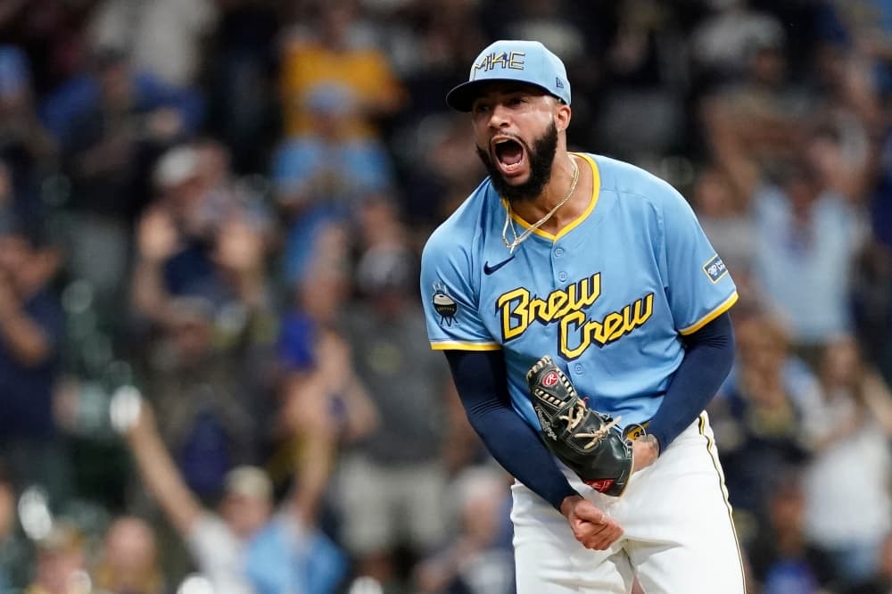 Yankees to get closer Devin Williams from Brewers for Nestor Cortes, Caleb Durbin, AP source says