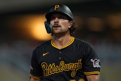 Royals reacquire Adam Frazier in an All-Star break trade with the Pirates