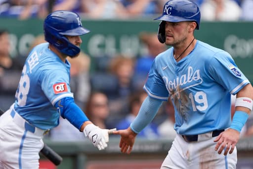 KC bullpen tosses 6 shutout innings, allowing the Royals to rally for 7-4 win over the Rockies