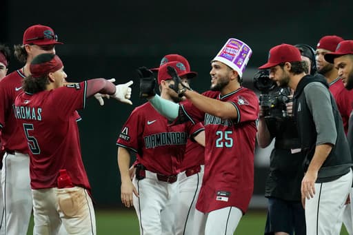 Gurriel, Del Castillo rally Diamondbacks past Guardians in 3-2 victory