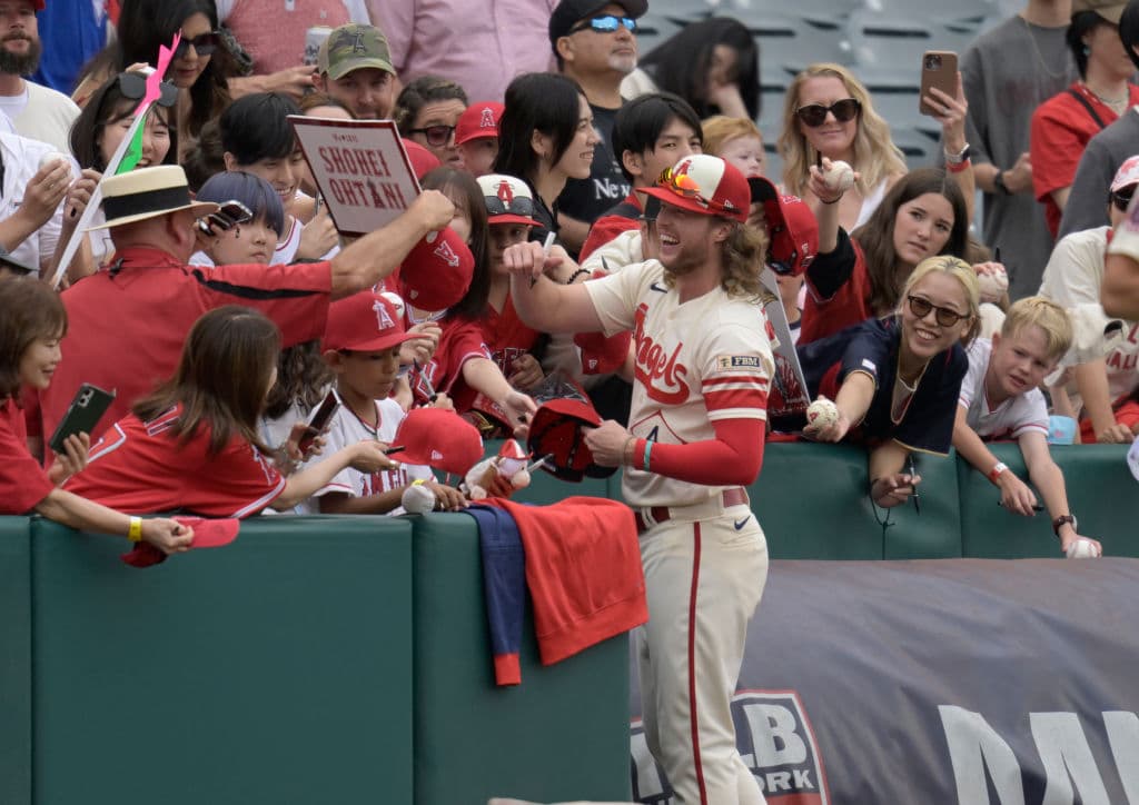 White Sox Sign OF Brett Phillips to Minor League Deal