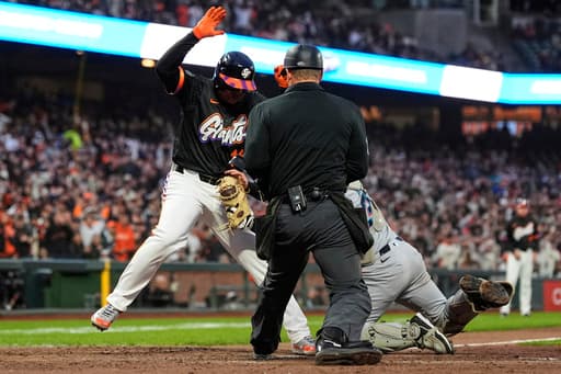 Marlins keep Verlander winless in 4-2 victory over Giants