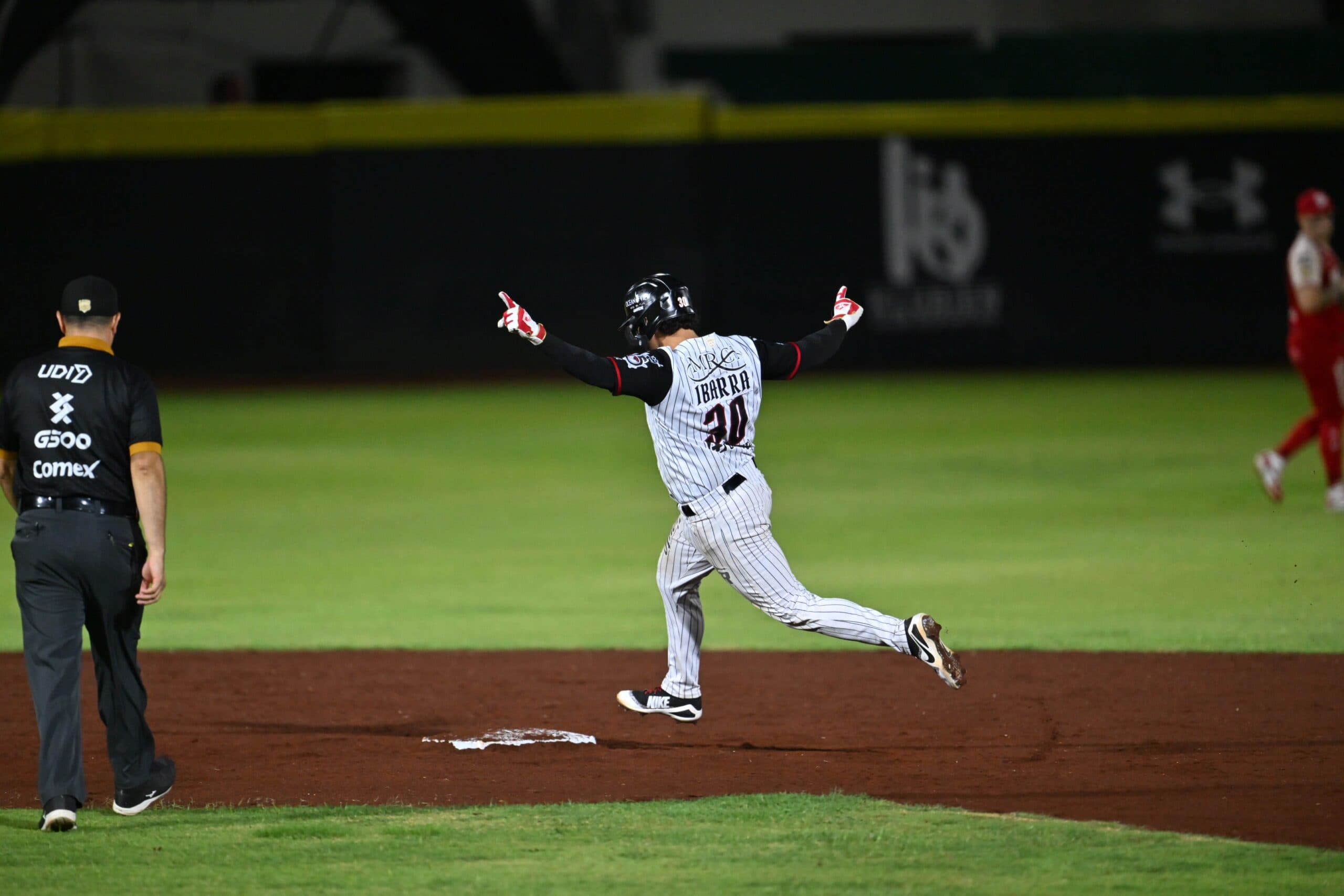 LMB Playoffs: Piratas de Campeche Take 2-1 Series Lead With 10-Inning Win Over Diablos